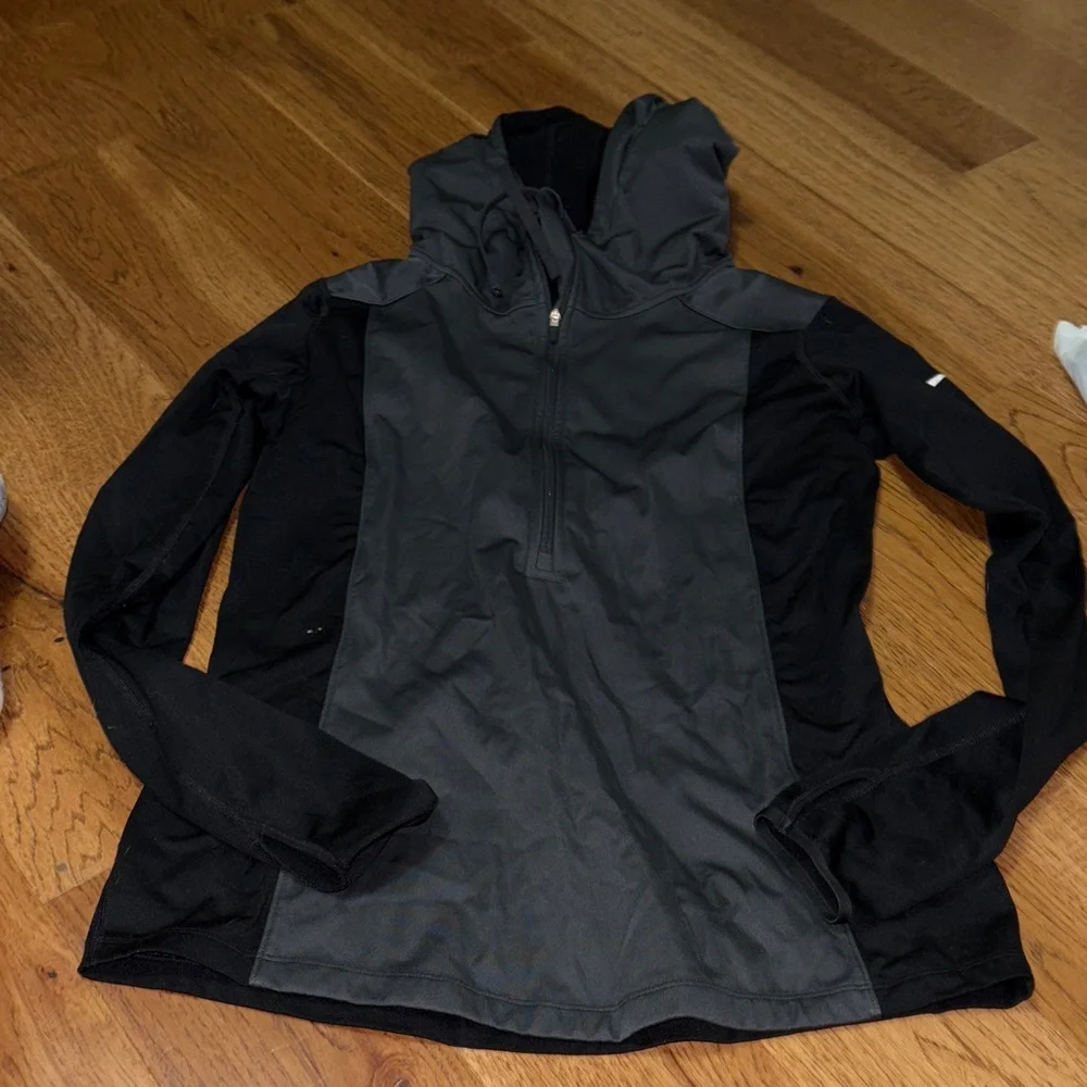 Nike Pro Dri-Fit pull over. Great for running this winter size large